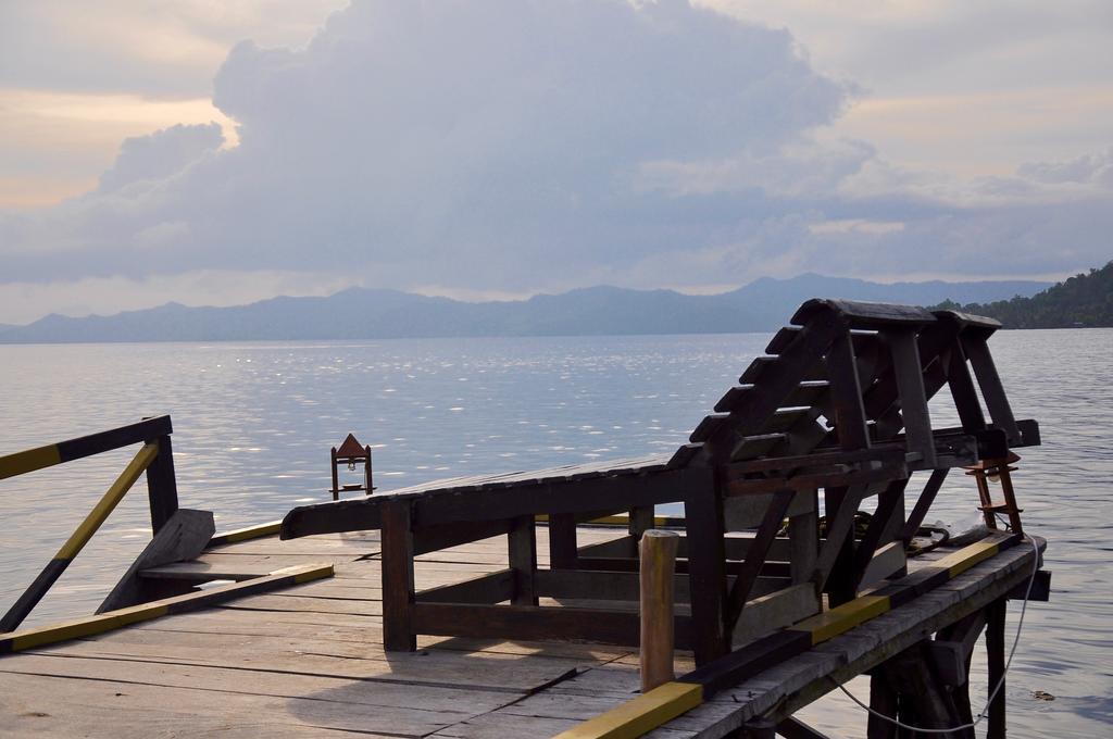 Raja Ampat Dive Resort Tapokreng Exterior foto